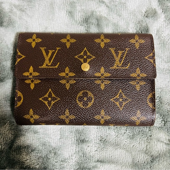 Louis Vuitton Porte Tresor Etui Trifold Monogram canvas Wallet w/ pass case - Picture 3 of 13